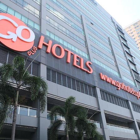 Go Hotels Plus Mandaluyong Bagian luar foto