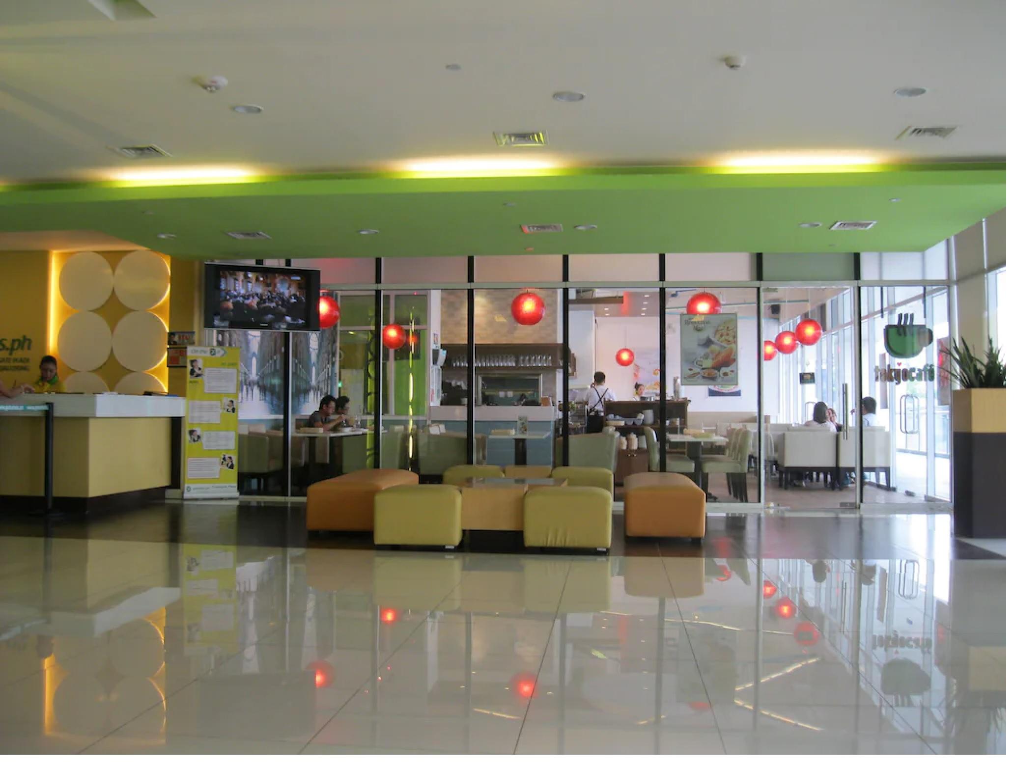Go Hotels Plus Mandaluyong Bagian luar foto