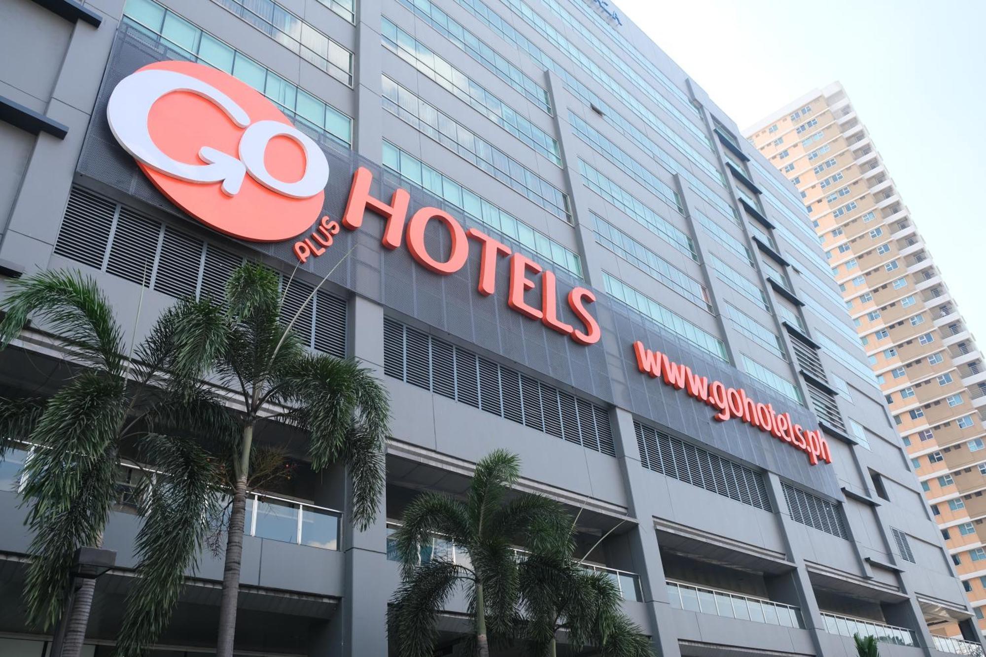 Go Hotels Plus Mandaluyong Bagian luar foto