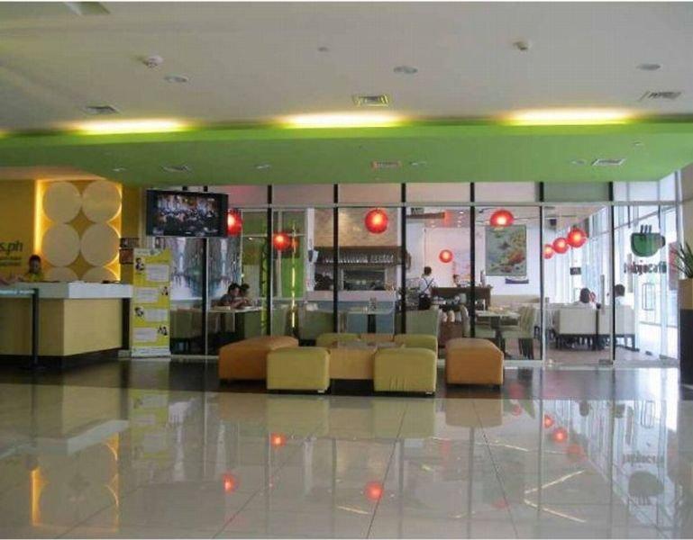 Go Hotels Plus Mandaluyong Bagian luar foto